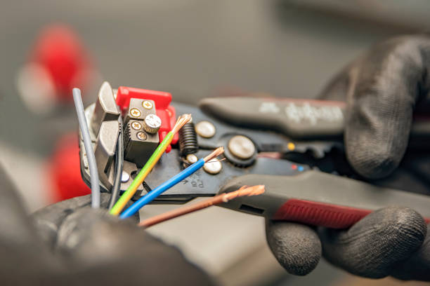 Best Licensed Electrician  in Springfield, OR